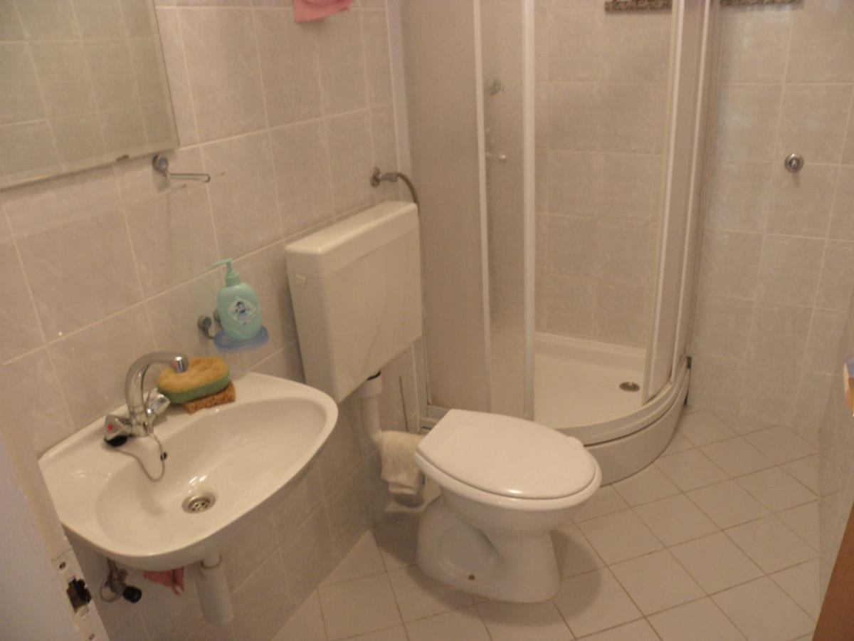 Apartments Neda - 5 M From Sea Луково-Шугарье Экстерьер фото